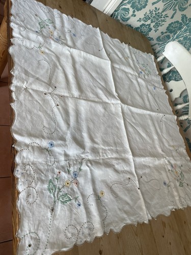 Tovaglia lino vintage pizzo
