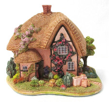 Lilliput Lane Toffee Apple