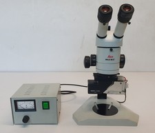 STEREOMICROSCOPIO LEICA WILD M3Z COMPLETO DI STATIVO REGOLABILE E LAMPADA