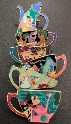 Loungefly disney alice nel - loungefly,