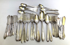 *Lotto di 62 pezzi* posate