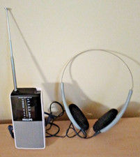 RADIO TASCABILE PHILIPS AM/FM CON CUFFIE A BATTERIE USATA BUONO STATO FUNZIONA