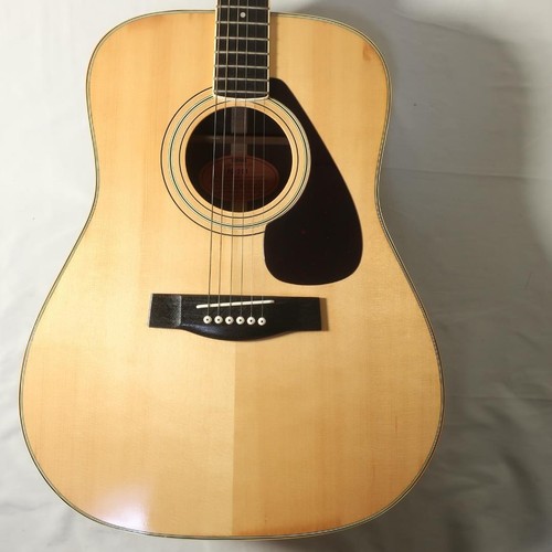 Chitarra acustica vintage