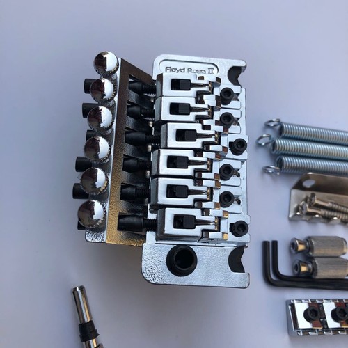 Nuove parti per - , chitarra