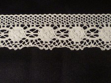 NASTRO TRINA PIZZO MERLETTO UNCINETTO ALTEZZA 3 CM BIANCO COTONE VENDITA A MT