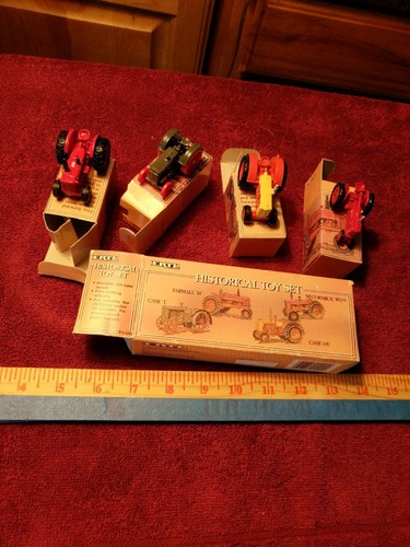 Set trattori ertl - 4,