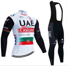 Completo ciclismo UAE