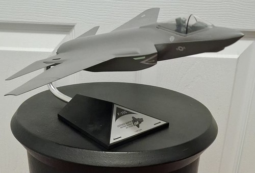 Usn lockheed 35c jsf - usn, f-35c