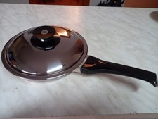 Bistecchiera Da 20 Cm Dm Manico Lungo.con  Coperchio No Induzione 