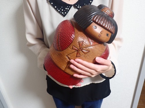 Bambola kokeshi vintage - vintage, circa