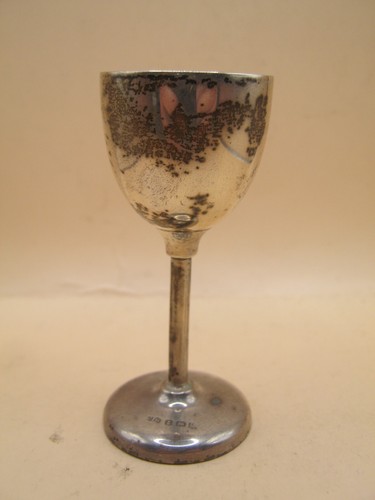 Antico bicchiere forma di - antico, a