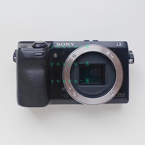 Fotocamera digitale mirrorless