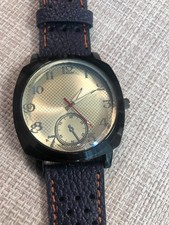 Orologio uomo tipo militare al Quarzo , cassa canna di fucile -NUOVO.