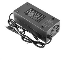 Alimentatore carica batteria