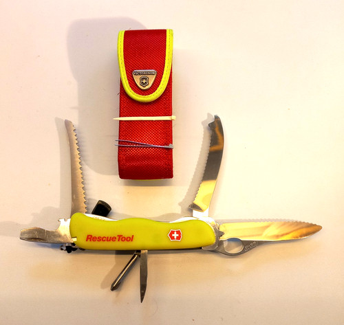 Coltello tascabile pieghevole