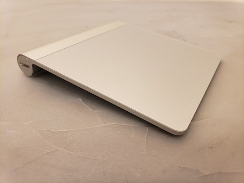 Apple magic trackpad - apple,