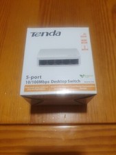 Tenda 5-port 10/100Mbps Desktop Switch Fast Ethernet, semplicità plug-and-play