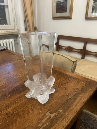 Lalique vase lucca - lalique, lucca”