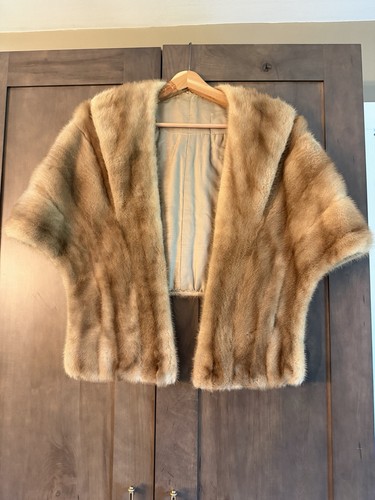 Mantello per spalle - di, visone