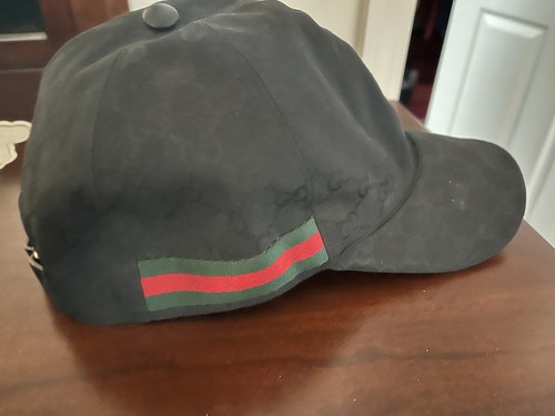 Black gucci hat with - hat,,
