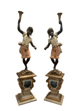 Coppia di antichi reggi ceri