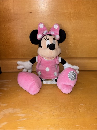 Classic minnie mouse - classic,