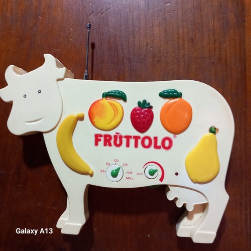 Radio mucca pubblicitaria - mucca,