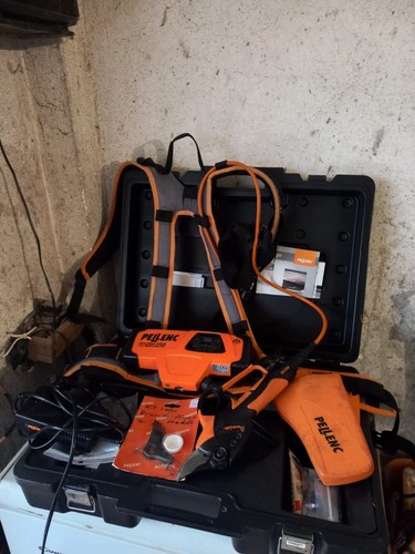 Forbice elettrica per - , potatura