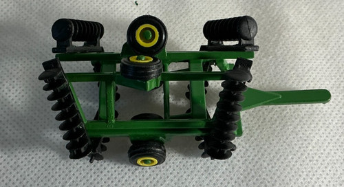 Ertl john deere wing fold - 1:64,