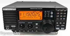 Ricevitore radioamatoriale onde corte Icom IC-R75 con rilevatore di sincronizzazione e unità DSP UT-106
