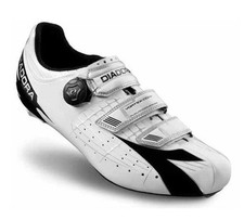 Chaussures Route DIADORA