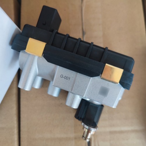 Attuatore turbocompressore per