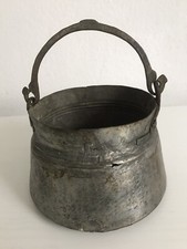 Pentola in metallo caldaia con