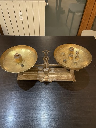 Vintage antica bilancia - , in