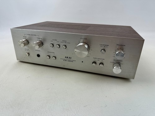 Amplificatore stereo integrato