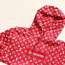 Louis Vuitton Supreme Logo Box