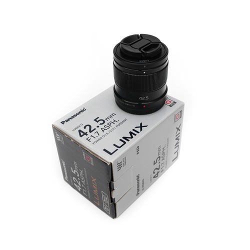 Panasonic 5mm lumix - f1.7,