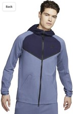 NEW Nike Sportswear Tech