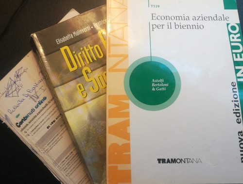 Lotto libri per - scuola, a