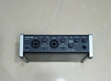 Scheda Audio TASCAM US-2x2 2-In/2-Out USB Audio/MIDI Interface DAW Cubase 