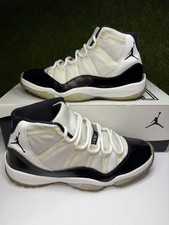 Sneakers Air Jordan 11 Concord