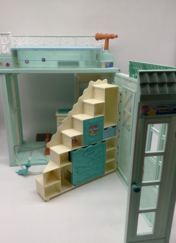 Vintage barbie beach - barbie, bungalow