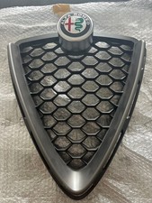 ALFA ROMEO STELVIO GRIGLIA