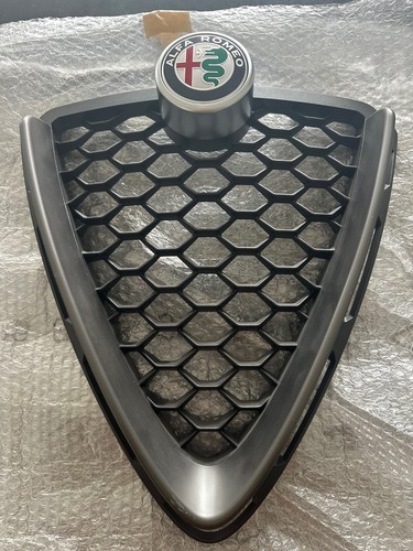 Alfa romeo stelvio - romeo, griglia