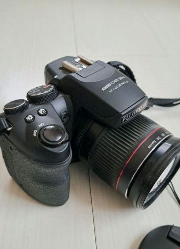 Fujifilm finepix hs20exr - fujifilm,