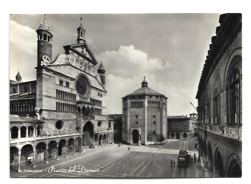 Cremona piazza del duomo - -,