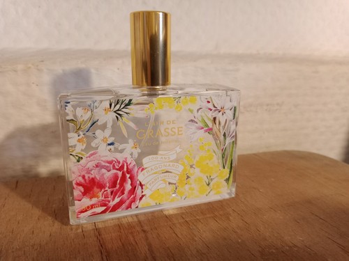 Parfum air grasse de - l'air,