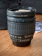 Pentax FA 28-200mm f3.8-5.6 IF AL zoom macro con filtro UV, custodia, altro!
