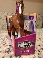 Winner stable toffee toy - stable,