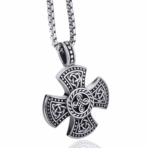 Collana con ciondolo magico